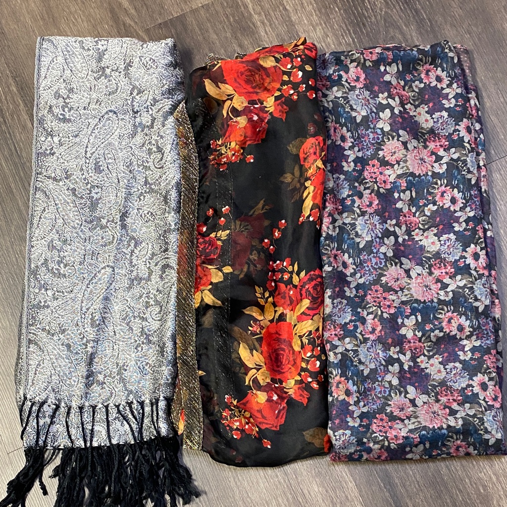 ScarfsWrapsShawls